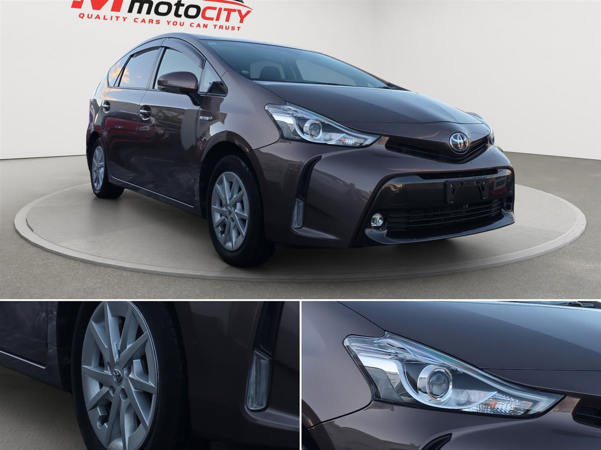2017 Toyota Prius ALPHA HYBRID, 7 Seater Carousel 10