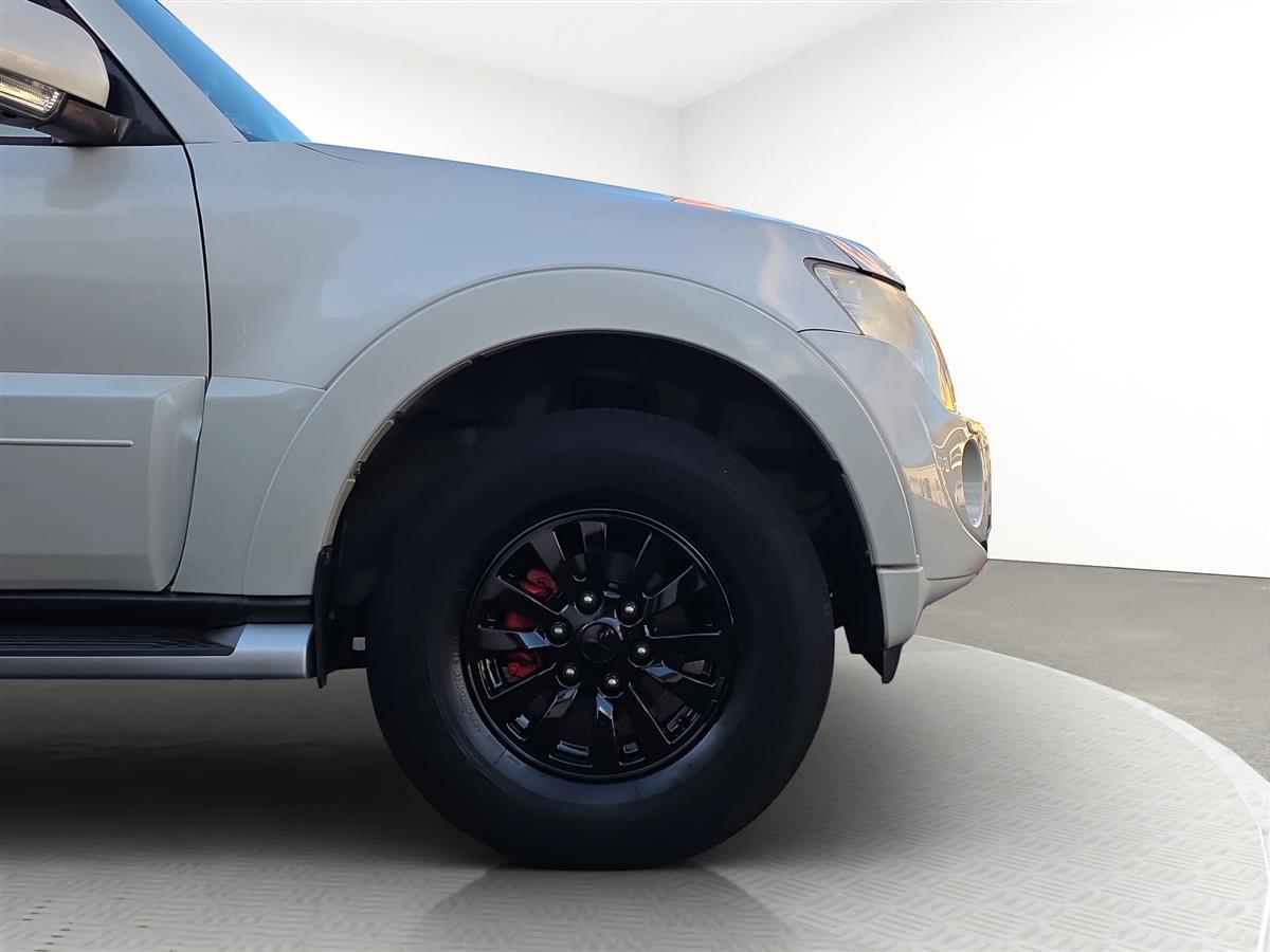 2013 Mitsubishi Pajero GR, LONG EXCEED, 4x4 Optional, 7 SEATS Carousel 19