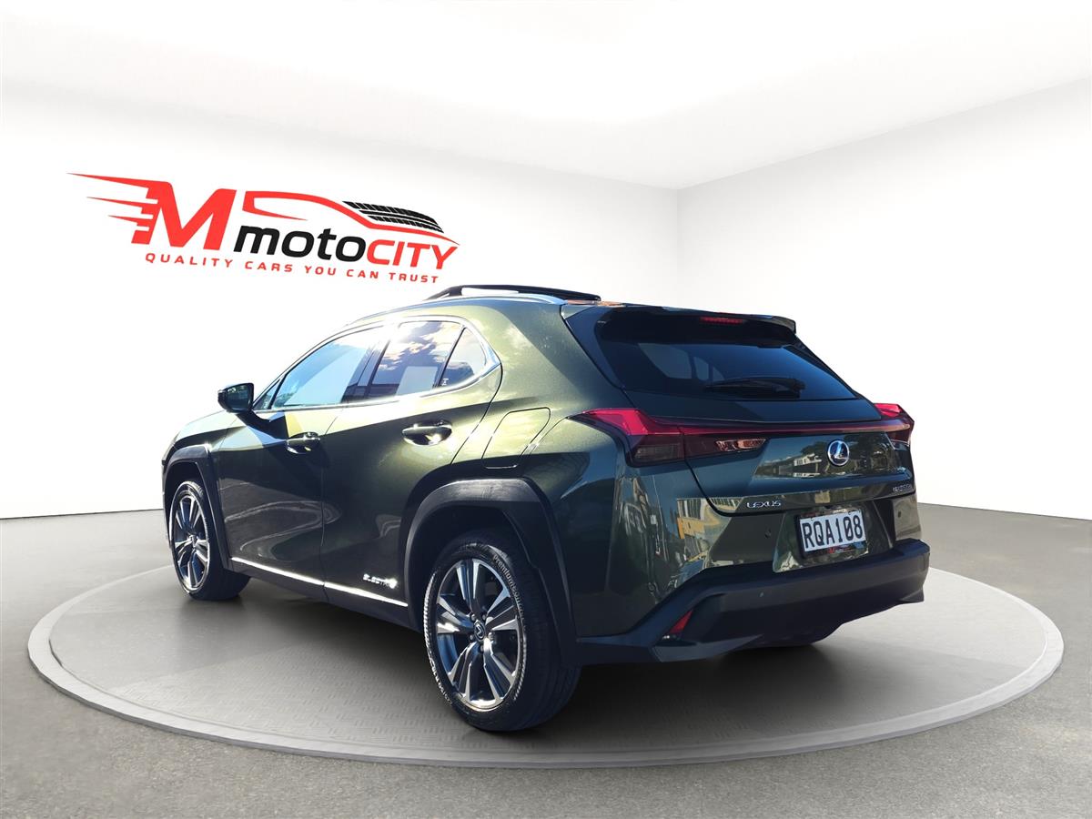 2022 Lexus UX 300e LIMITED 54KWH/EV/HD Carousel 4