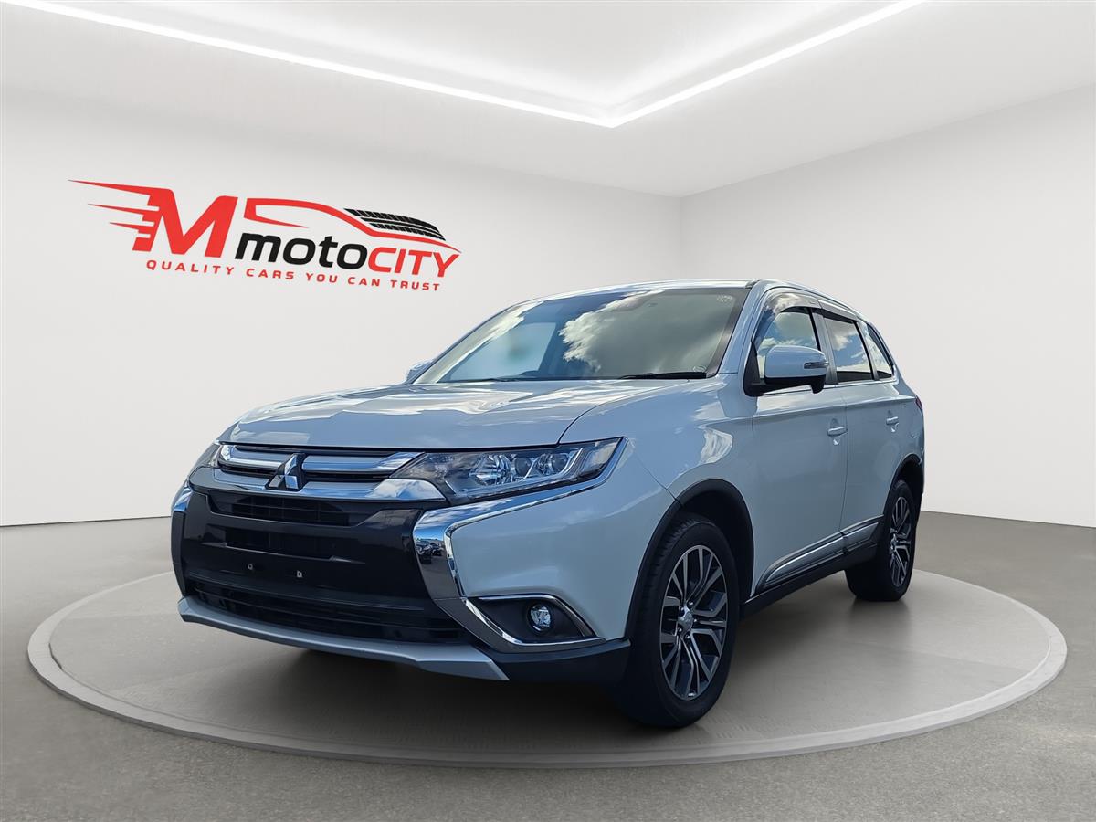 2018 Mitsubishi Outlander 7 Seater, Radar Cruise Carousel 6