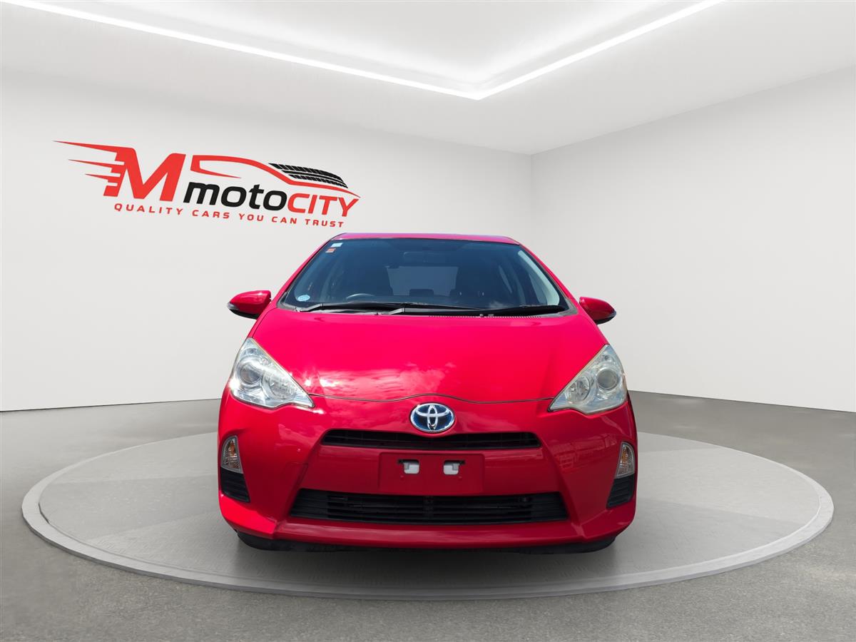 2012 Toyota Aqua HYBRID Carousel 7