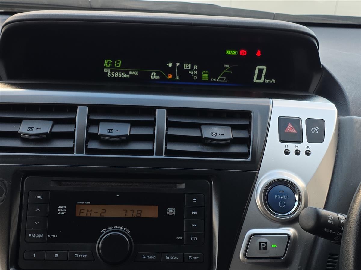 2012 Toyota Prius ALPHA 7 SEATS, CRUISE CONTROL Carousel 18
