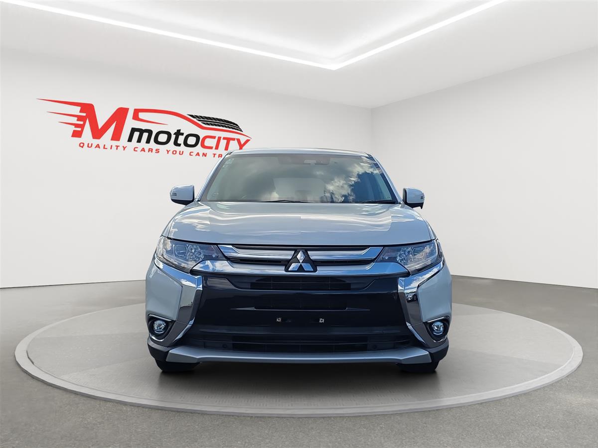 2018 Mitsubishi Outlander 7 Seater, Radar Cruise Carousel 7