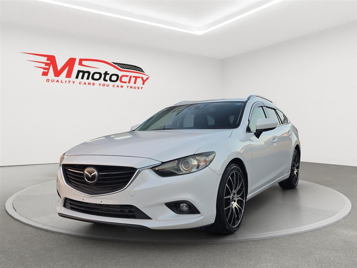 2014 Mazda Atenza SL Package, Radar Cruise, Leather heated Seats Carousel 6