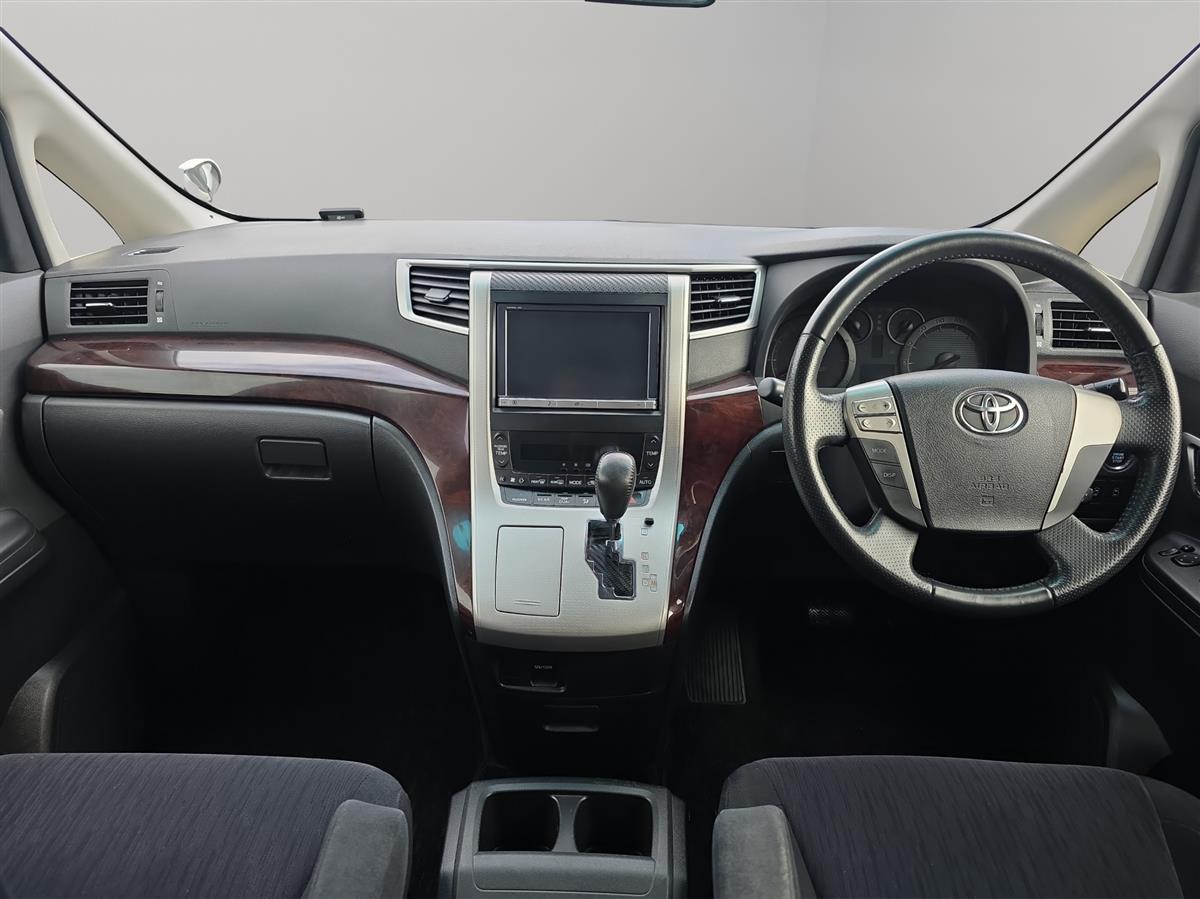 2012 Toyota Alphard Cruise control, Dark Interior Carousel 9
