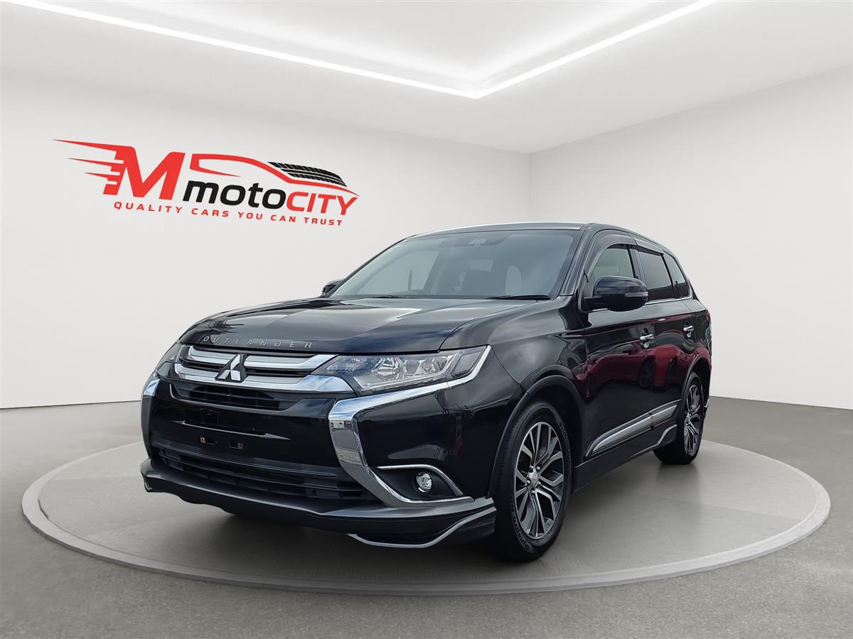 2017 Mitsubishi Outlander 7 Seats, 2.4 G Navi Package Carousel 6