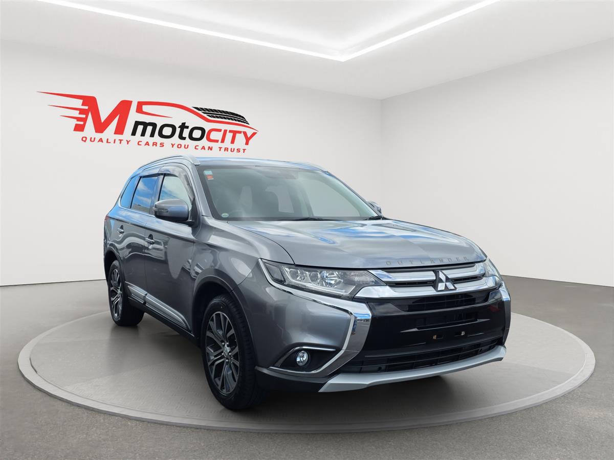 2015 Mitsubishi Outlander 7 Seater, Adaptive Cruise