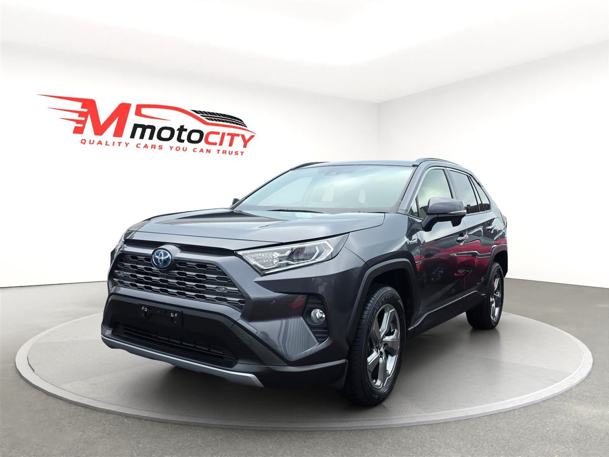 2019 Toyota RAV4 HYBRID, G PAck, Leather Heated Seats with heated Steering Carousel 6