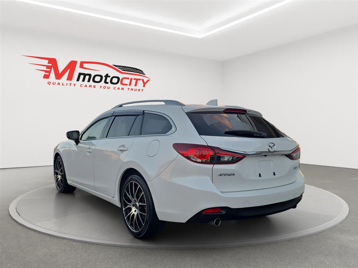 2014 Mazda Atenza SL Package, Radar Cruise, Leather heated Seats Carousel 4