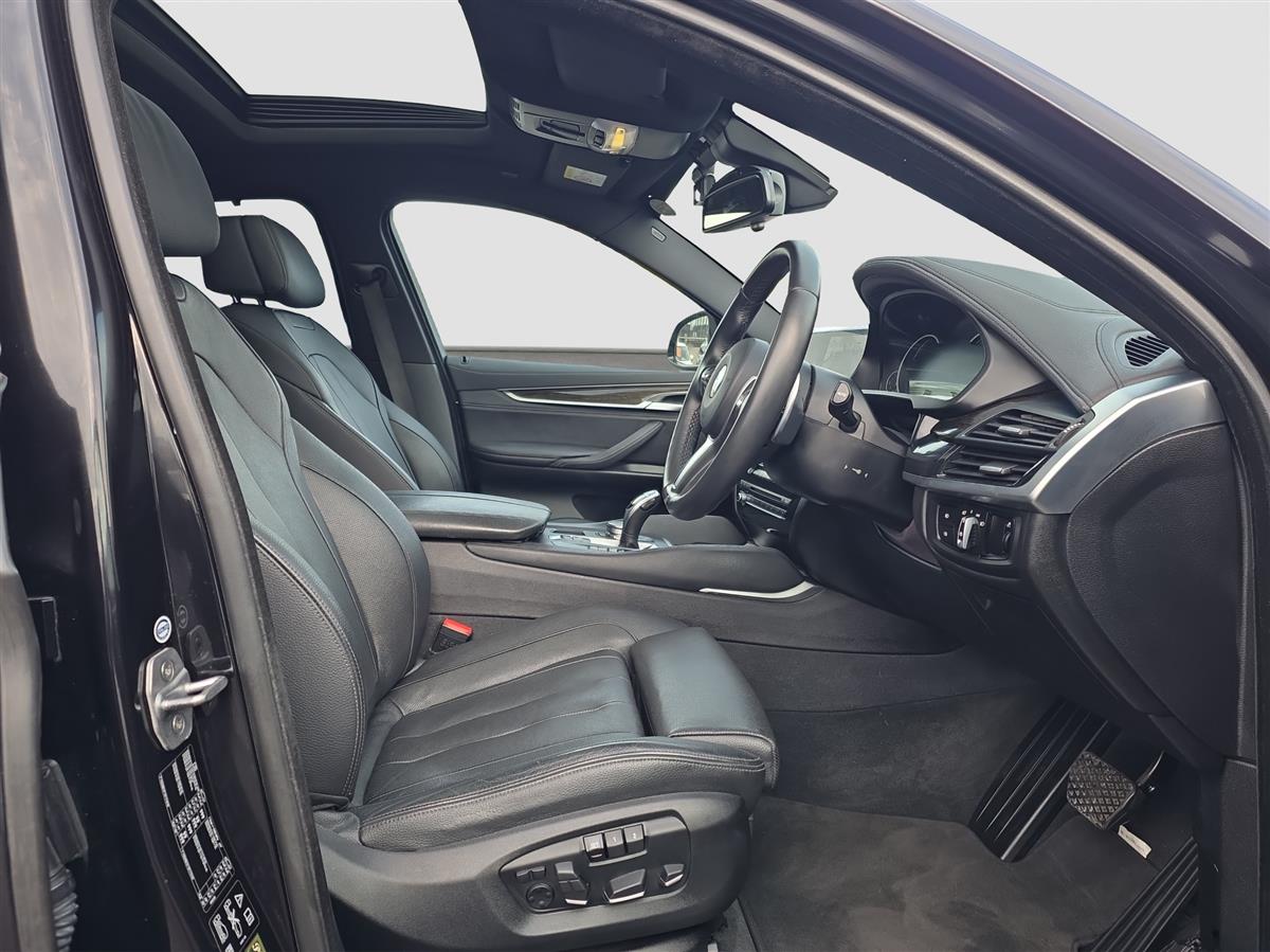 2017 BMW X6 M Sport, Twin Turbo, Sunroof Carousel 8