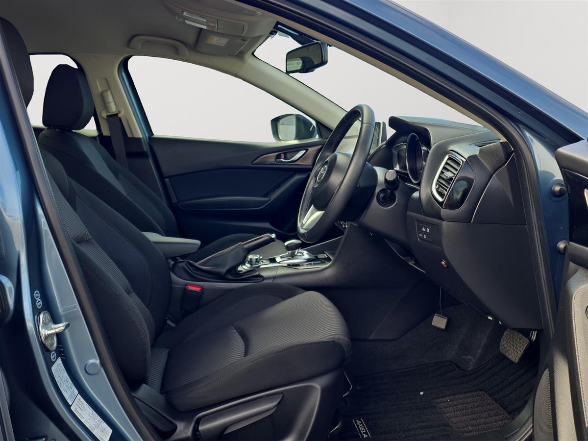 2014 Mazda Axela HYBRID, HUD, CRUISE CONTROL Carousel 12