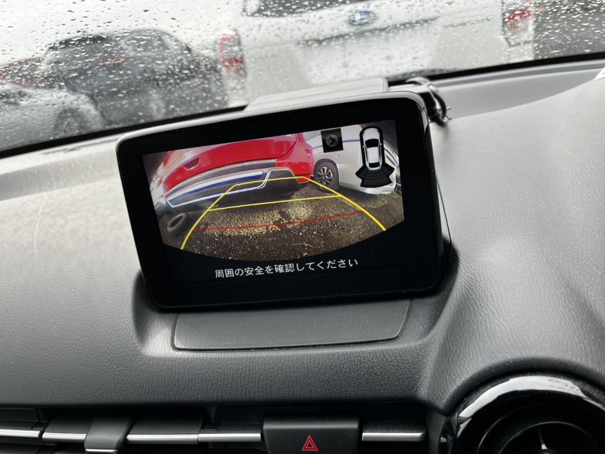 2020 MAZDA 2 15S Carousel 6