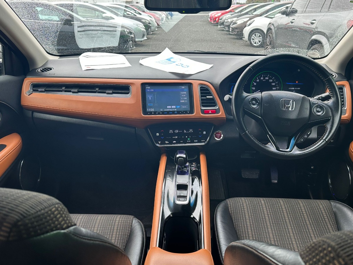 2014 HONDA VEZEL Z HYBRID Carousel 6