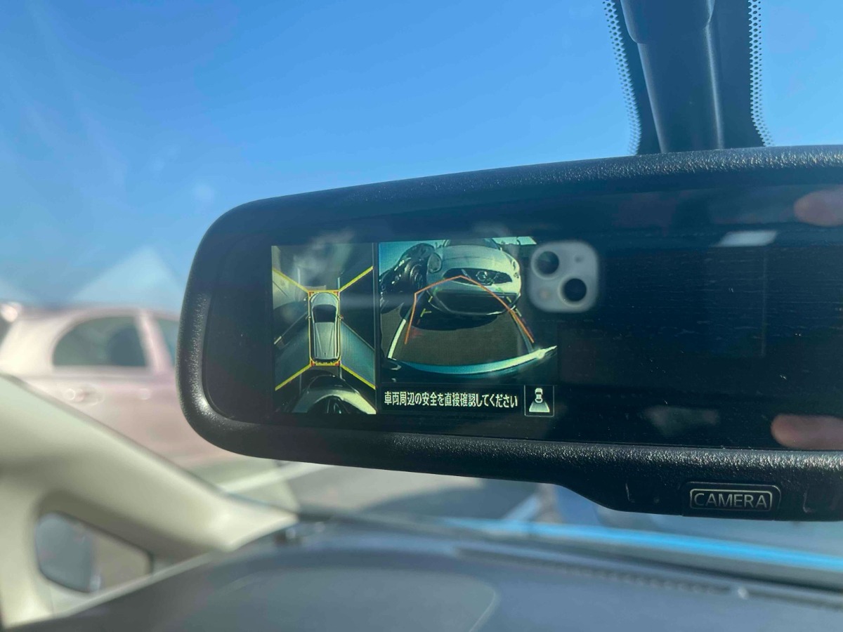 2014 NISSAN NOTE MEDALIST Carousel 4