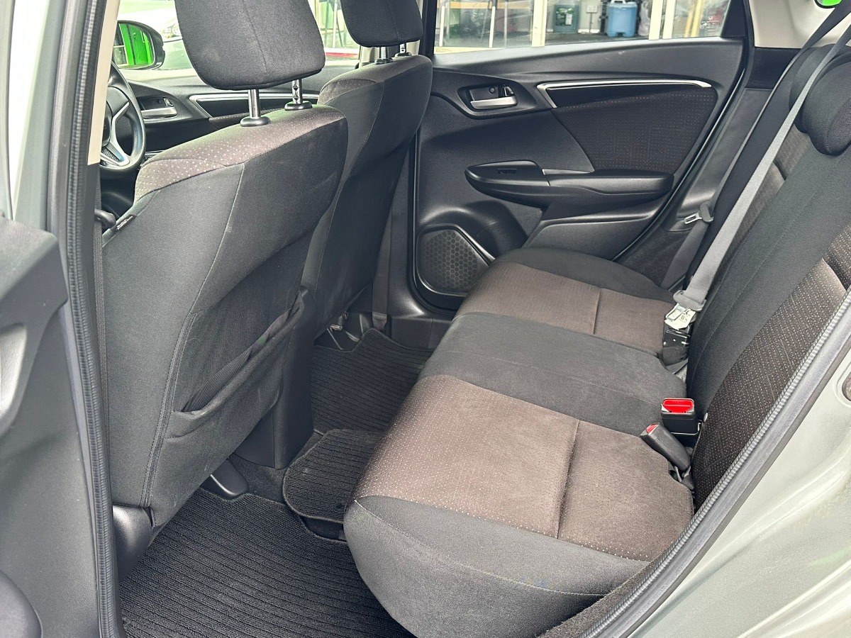 2014 HONDA FIT Carousel 7