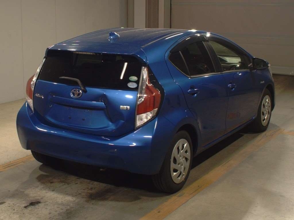 2016 TOYOTA AQUA S Carousel 1