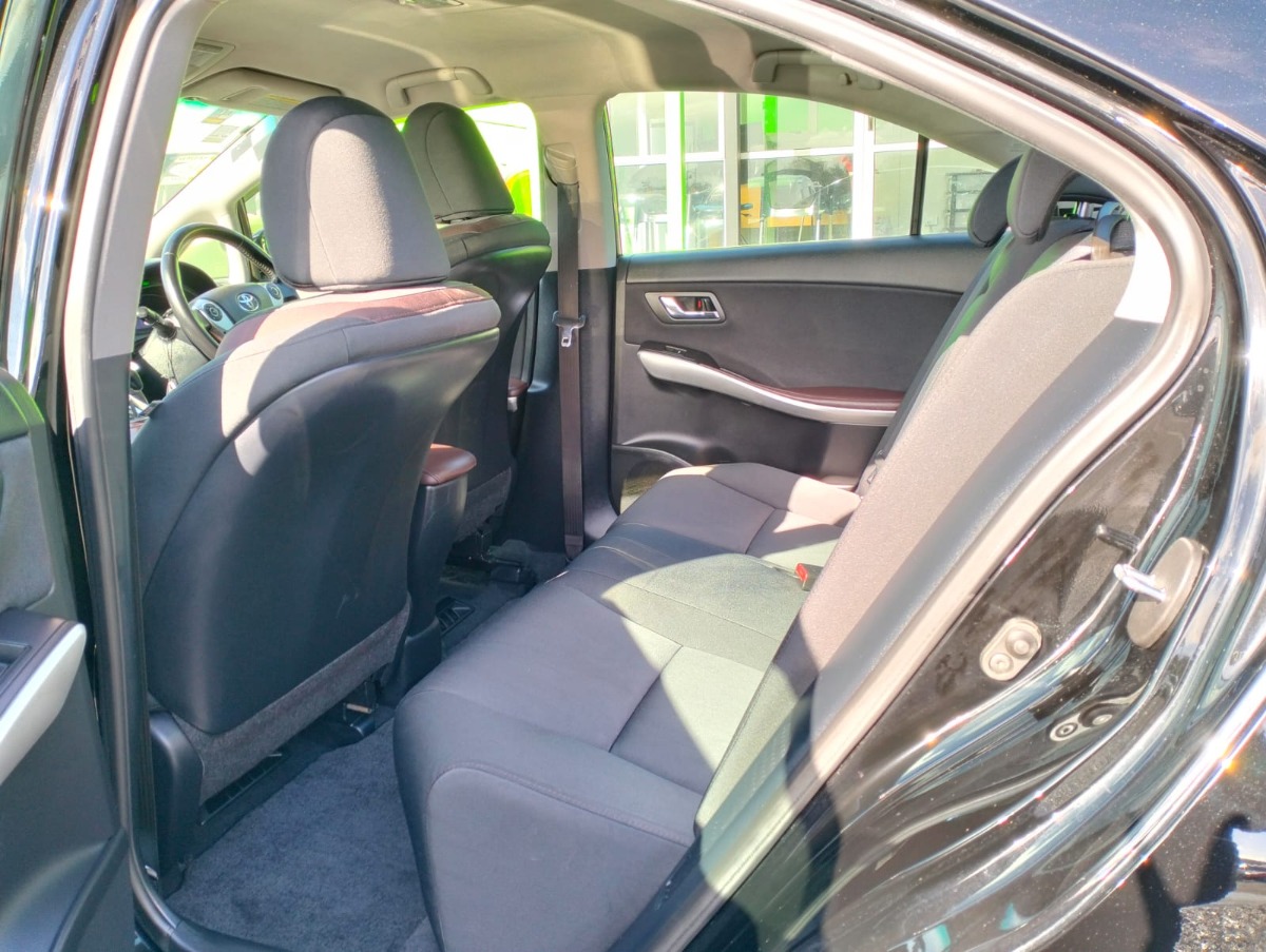 2015 TOYOTA SAI HYBRID Carousel 5