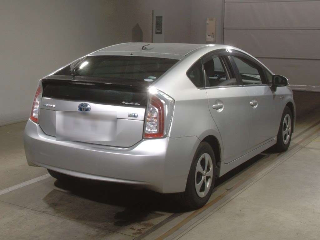 2016 TOYOTA PRIUS S Carousel 1