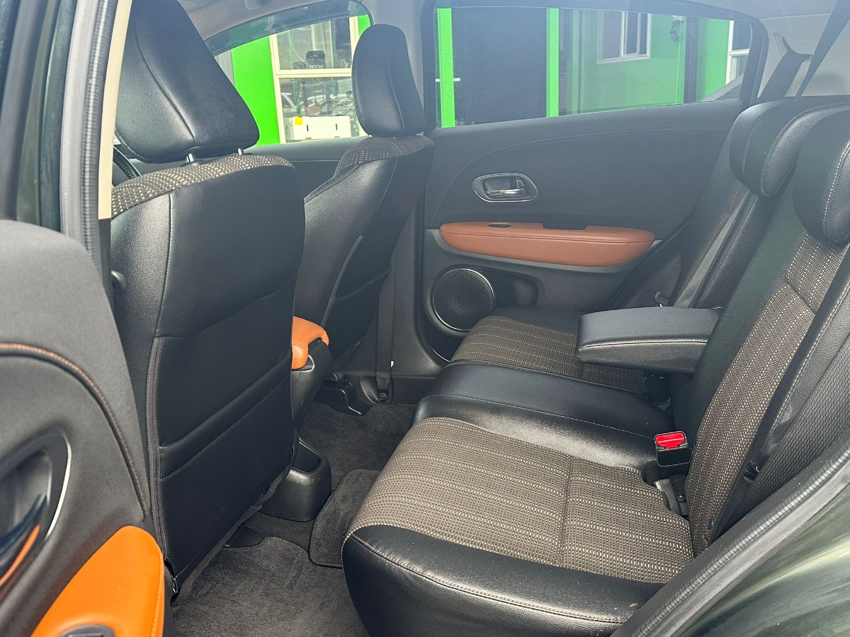 2014 HONDA VEZEL Z HYBRID Carousel 7