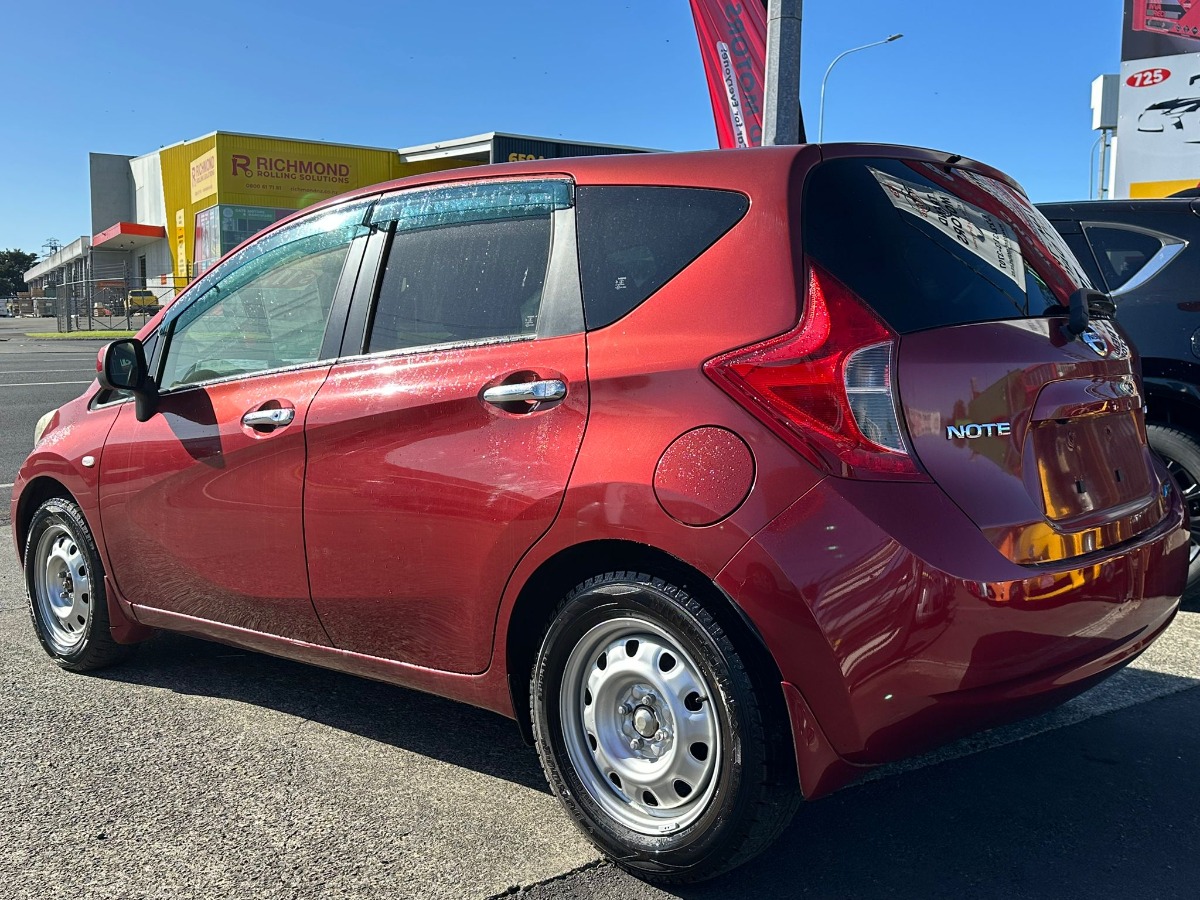 2014 NISSAN NOTE MEDALIST Carousel 4