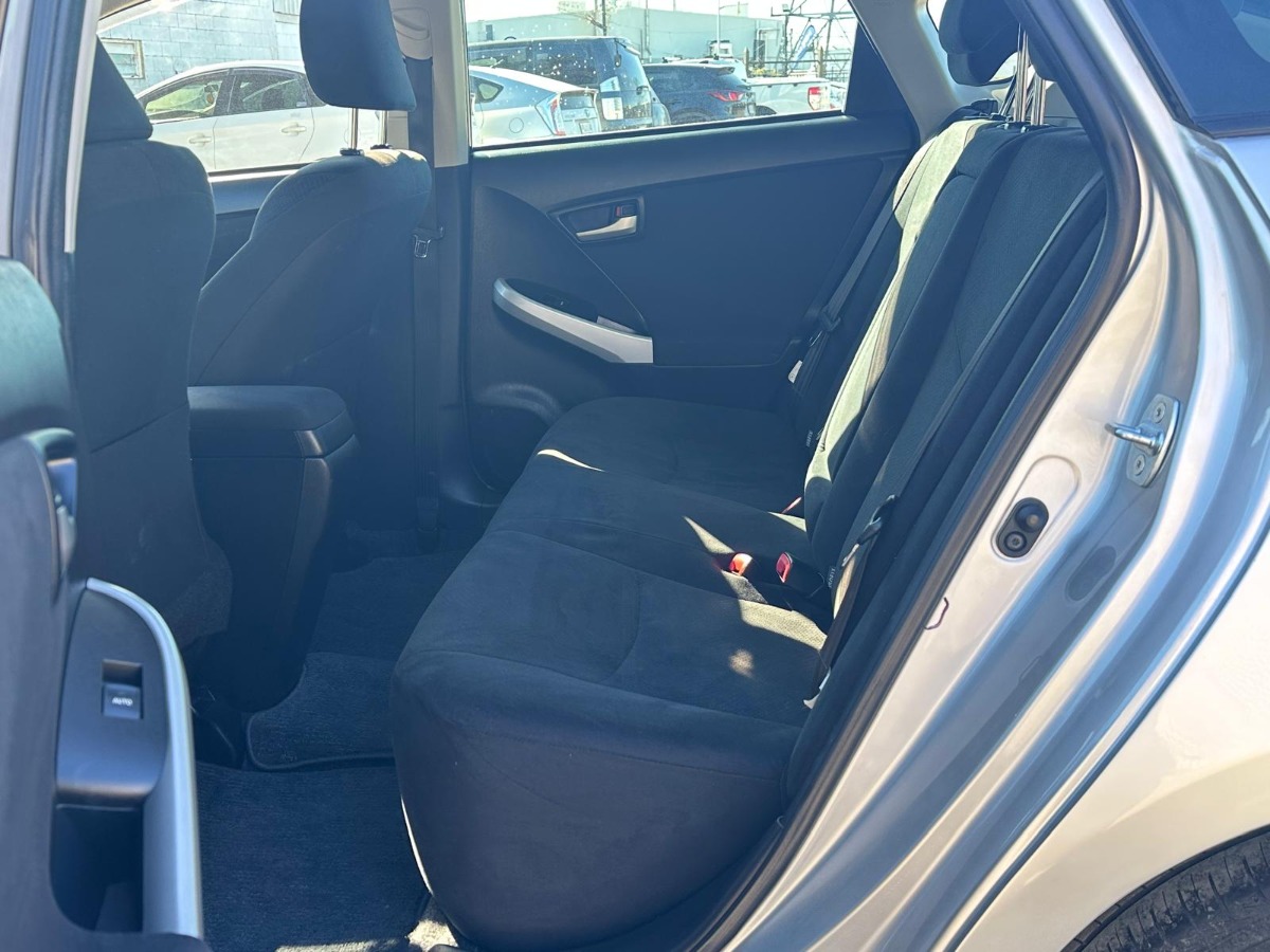 2014 TOYOT PRIUS 5D-S PACKAGE Carousel 7