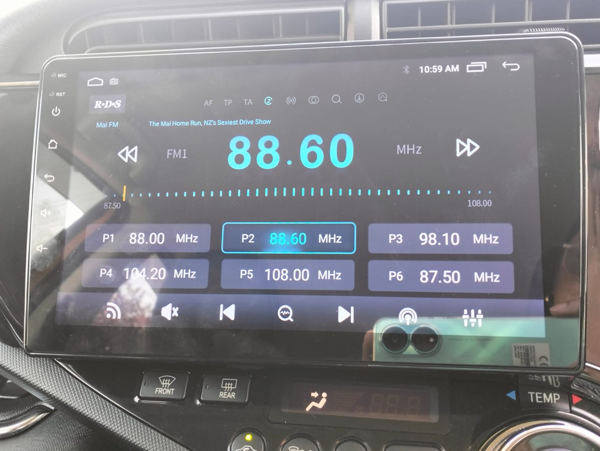 2014 TOYOTA AQUA G Carousel 7