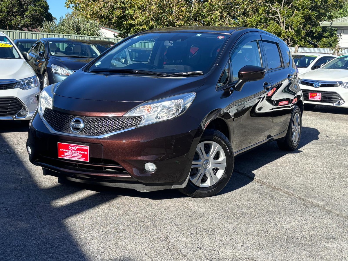 2015 NISSAN NOTE X