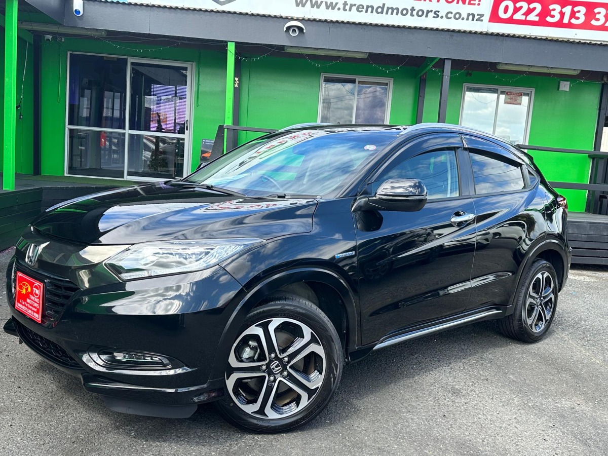 2017 HONDA VEZEL HV Z HSENSING Carousel 1