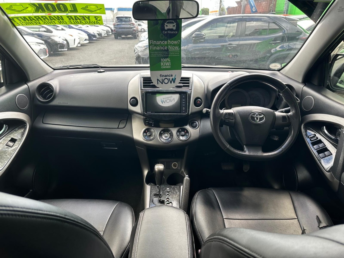 2012 TOYOTA VANGUARD 240S S-PACKAGE Carousel 6