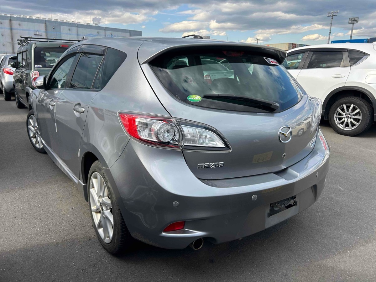 2012 MAZDA AXELA 20S SKYACTIVE Carousel 1