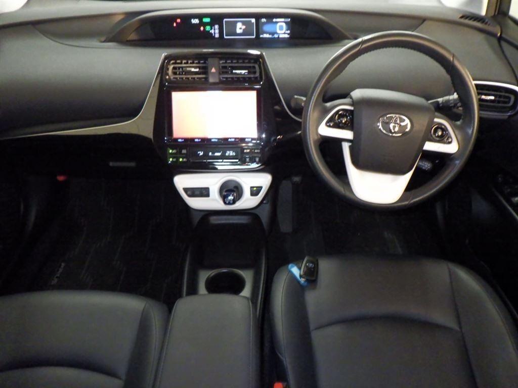 2016 TOYOTA PRIUS 5D S TOURING Carousel 2