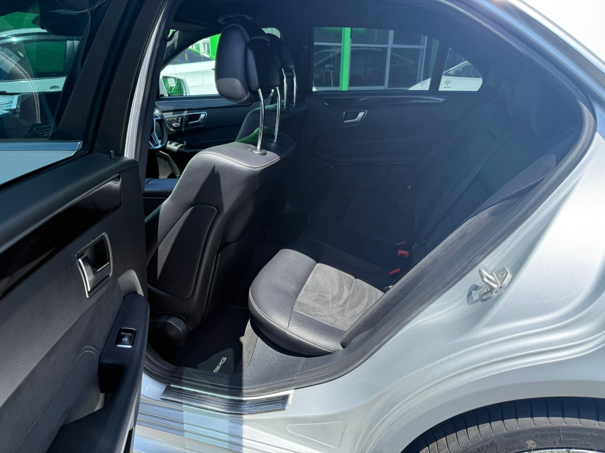 2015 MERCEDES BENZ E-350 Carousel 6