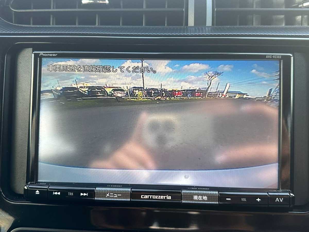 2020 TOYOTA AQUA S Carousel 8