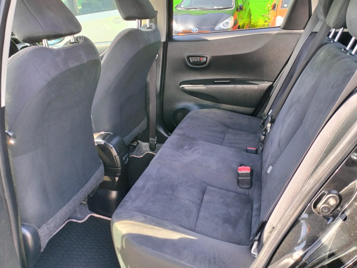2013 TOYOTA VITZ F SMART S- TOP Carousel 6