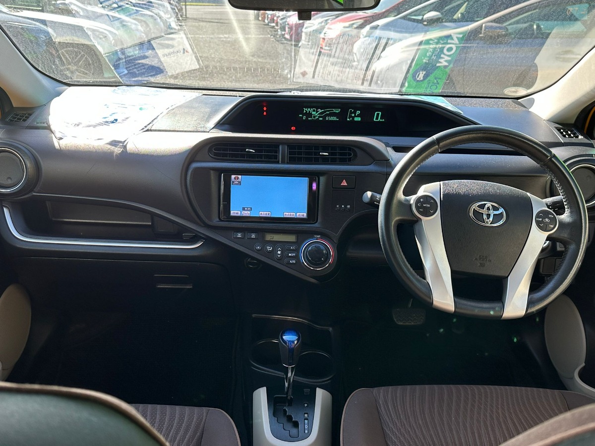 2013 TOYOTA AQUA G PACKAGE Carousel 8