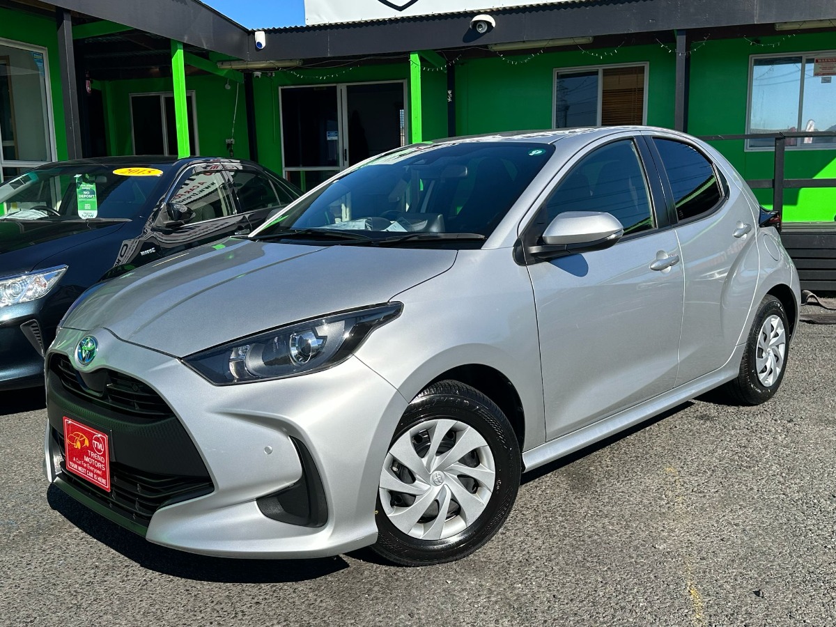 2021 TOYOTA YARIS HYBRID X Carousel 5