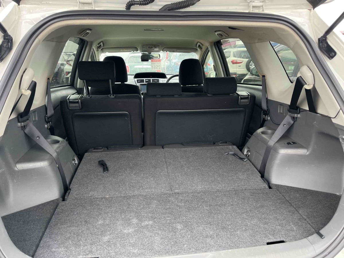 2014 TOYOTA PRIUS ALPHA S-TUNE BLACK Carousel 6