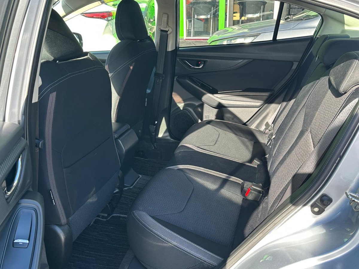 2017 SUBARU IMPREZZA G4 EYESIGHT Carousel 7