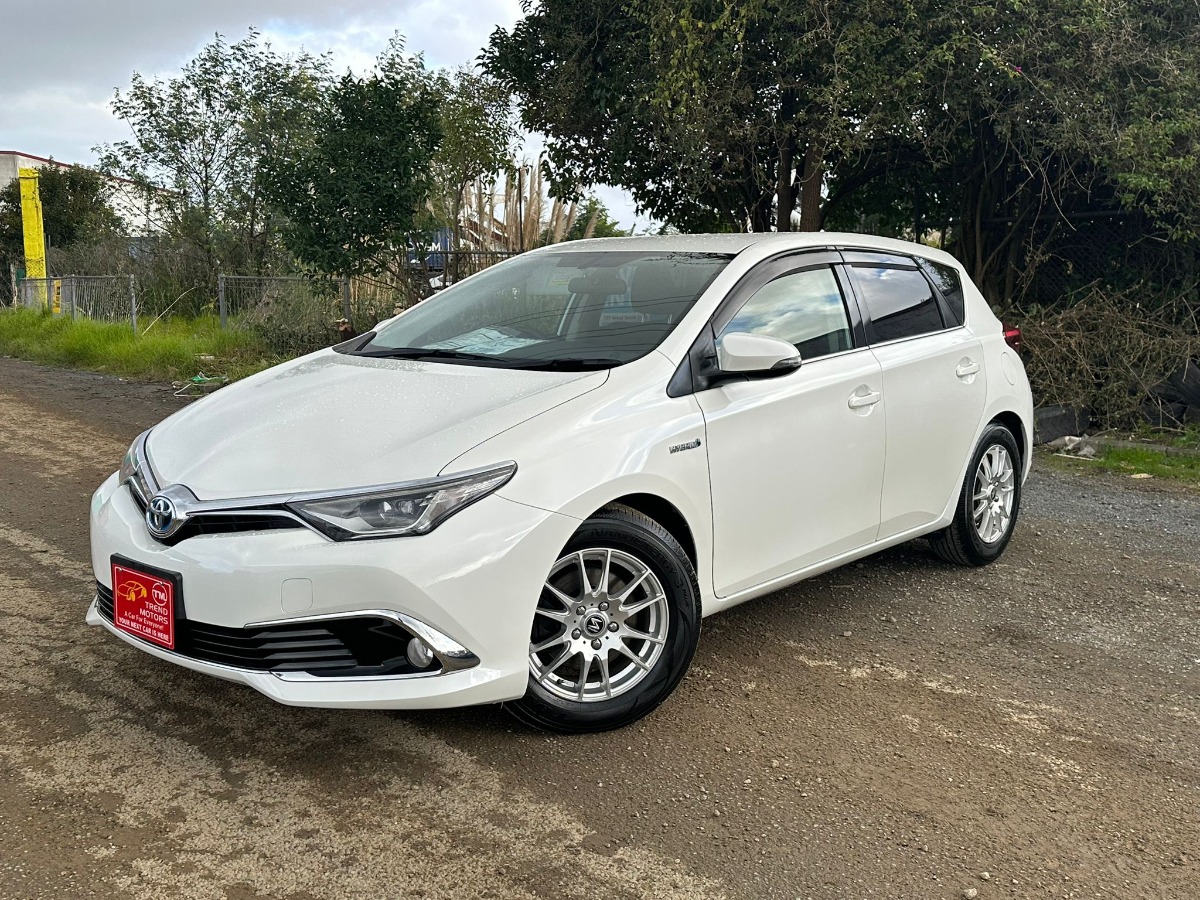 2020 TOYOTA AURIS HYBRID