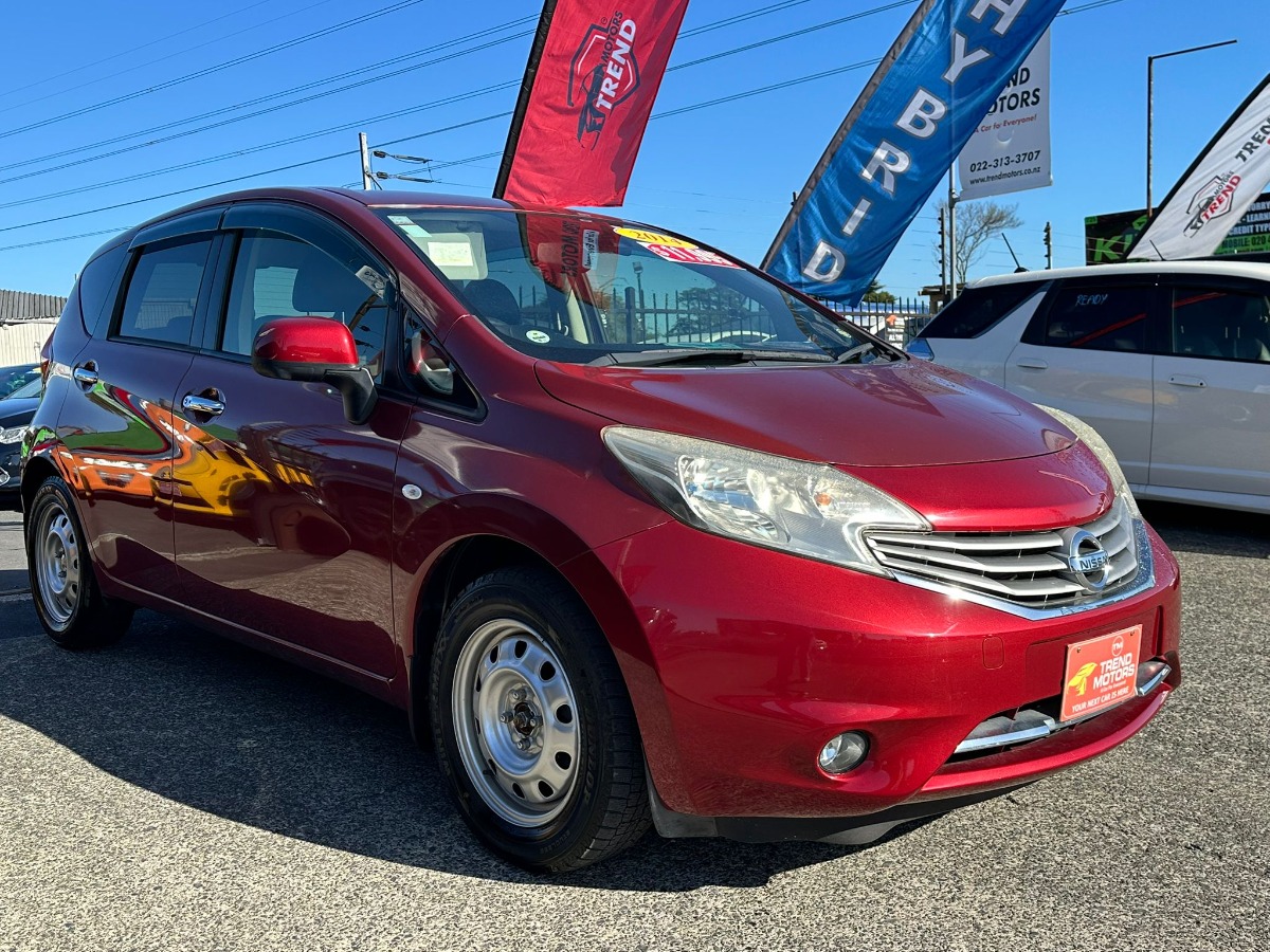 2014 NISSAN NOTE MEDALIST Carousel 2
