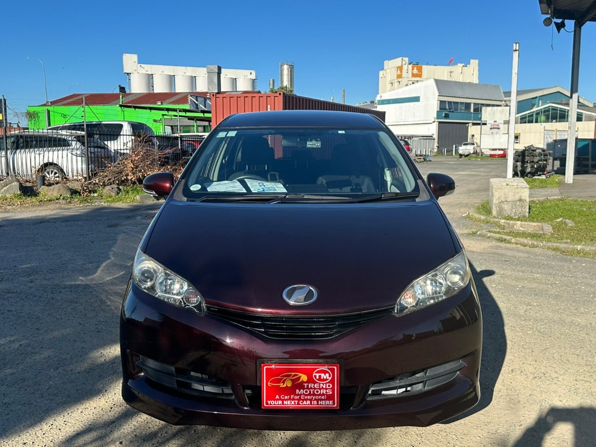 2012 TOYOTA WISH Carousel 2