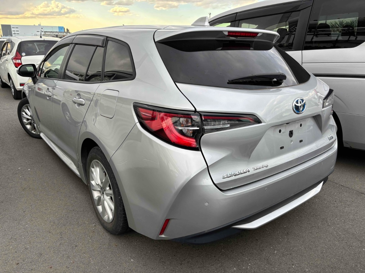2019 TOYOTA COROLLA TOURING S Carousel 1