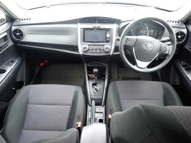 2017 TOYOTA COROLLA FIELDER HYBRID Carousel 2