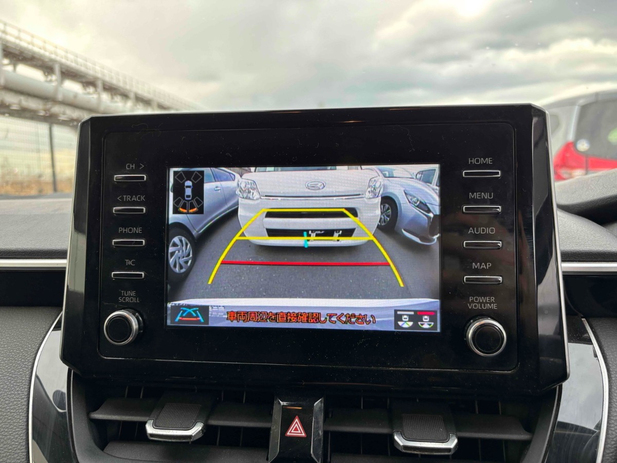 2019 TOYOTA COROLLA TOURING S Carousel 4