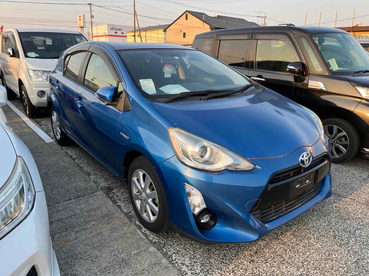 2016 TOYOTA AQUA S