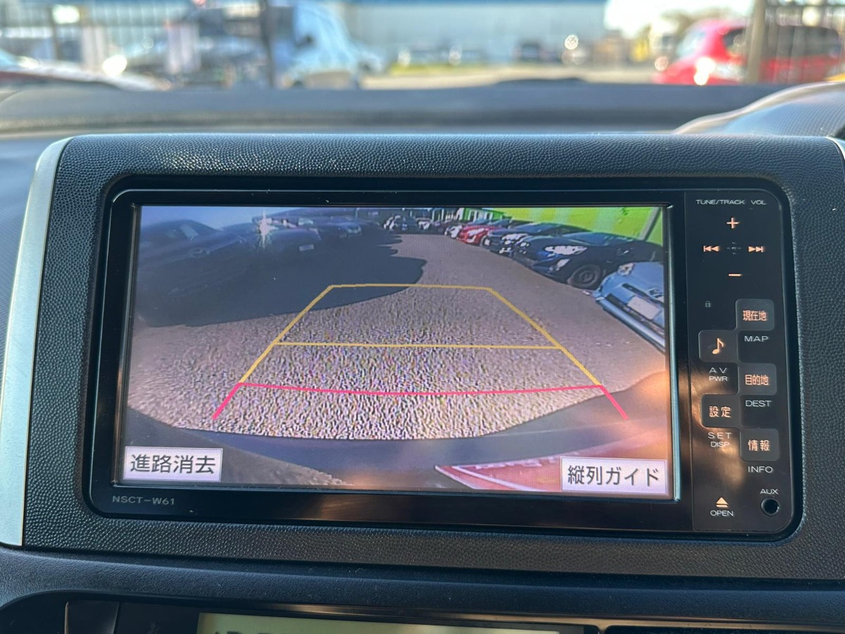 2012 TOYOTA WISH Carousel 7