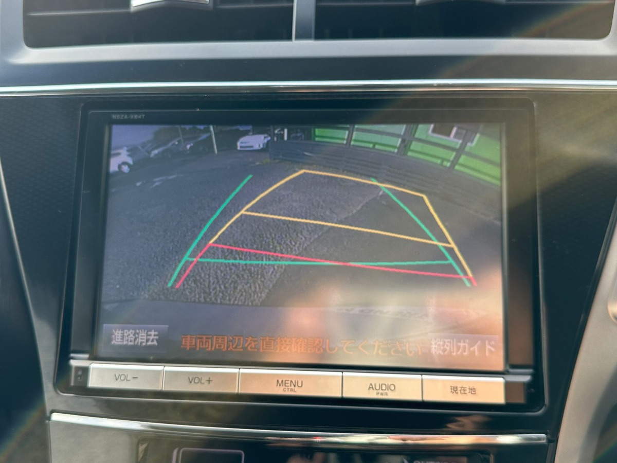 2015 TOYOTA PRIUS ALPHA G Carousel 9