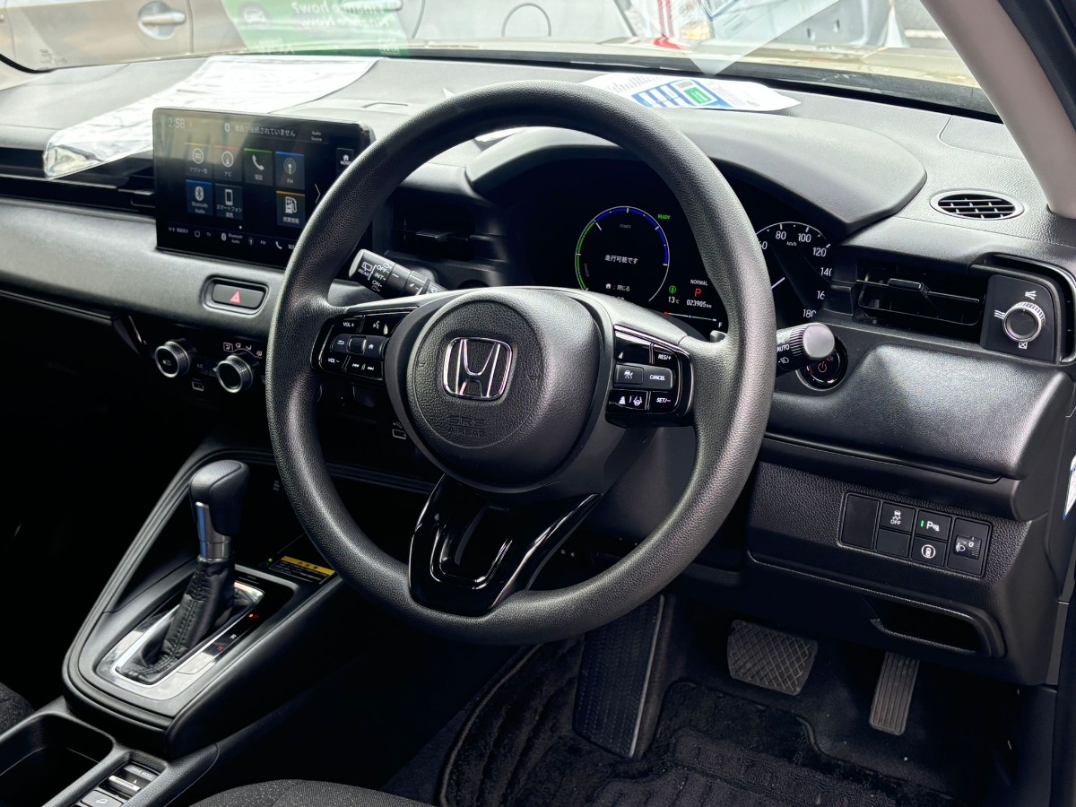 2022 HONDA VEZEL E-HEV X Carousel 6