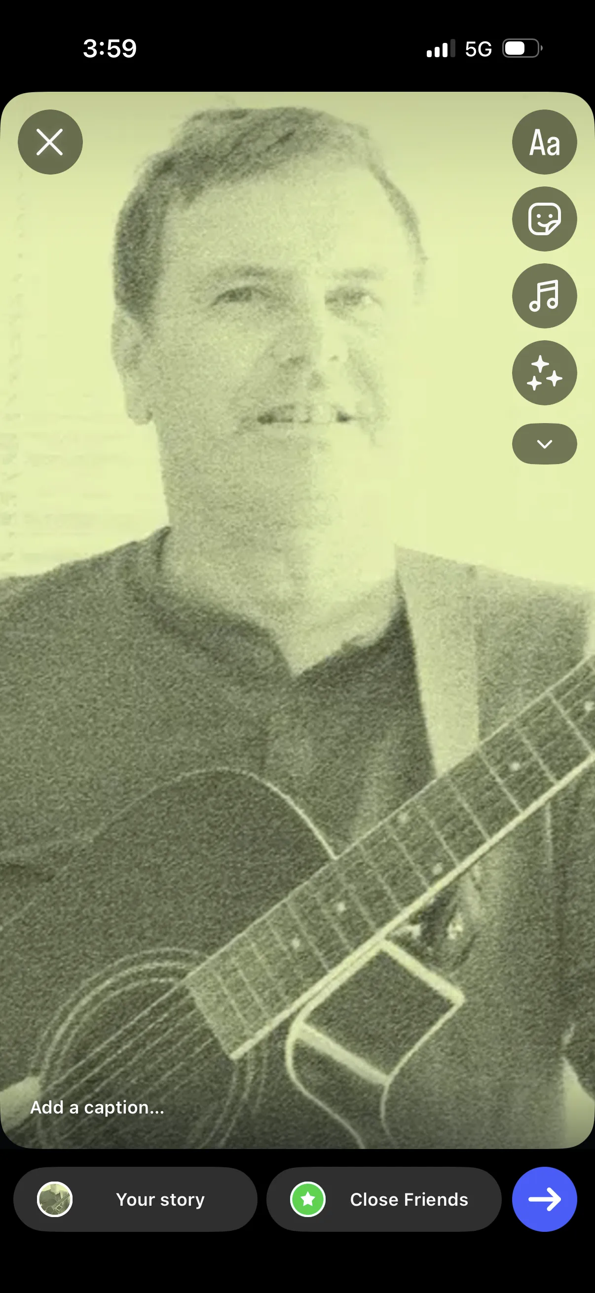 Music Video nobody has money Carousel 1