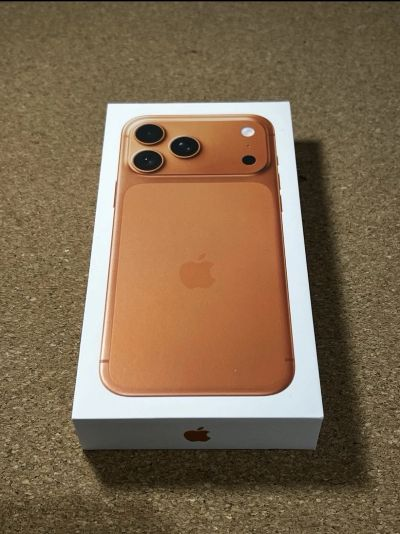 Apple iPhone 17 pro max 256gb Carousel 2